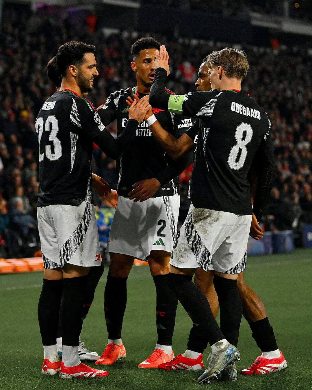 利物浦轻取阿森纳,格纳布里带队取胜 利物浦轻取阿森纳,格纳布里带队取胜