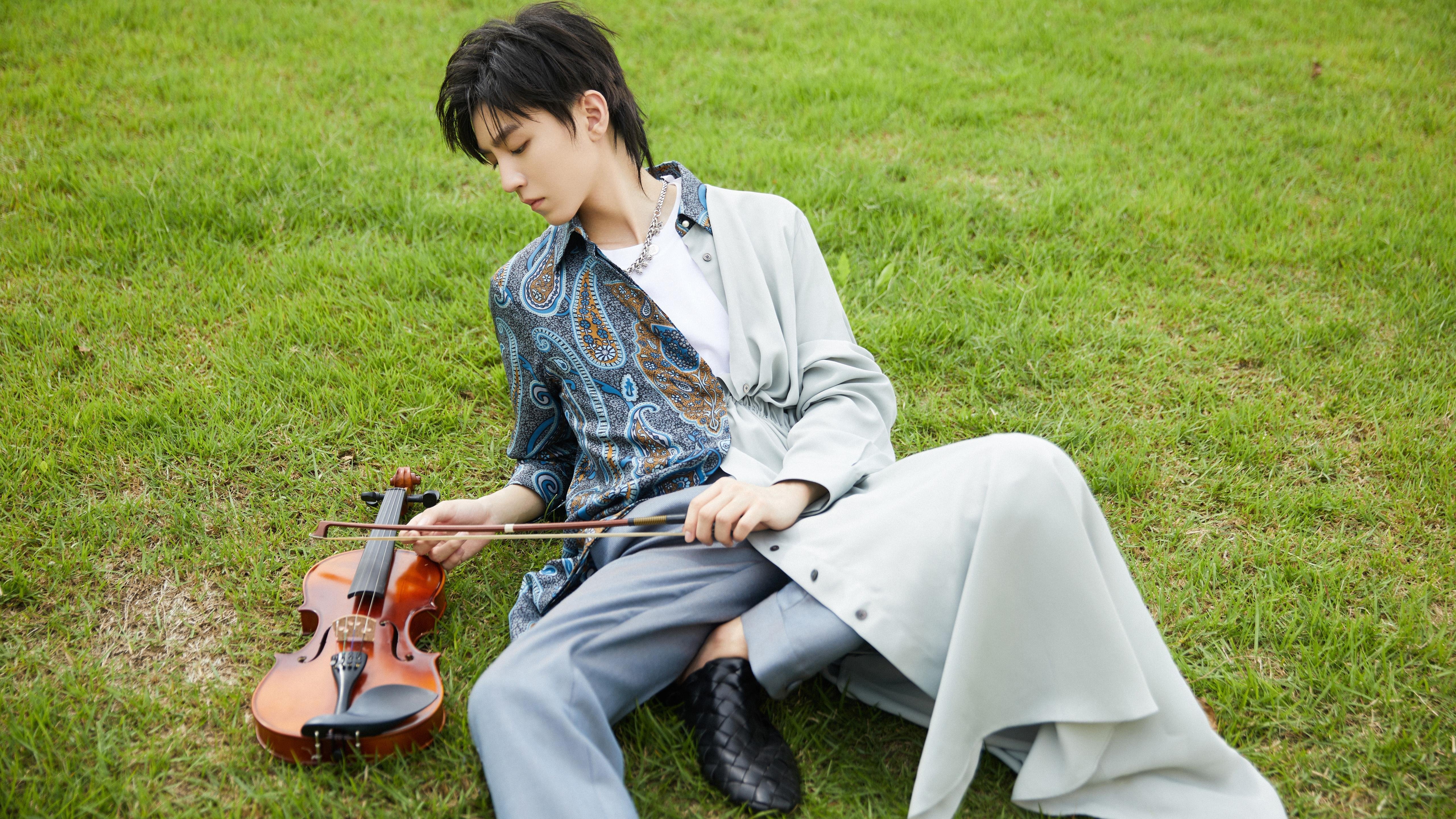 巨人陨落之夜,当亚平宁神话被几内亚勇士击碎,莱奥在年度焦点之战加冕弑神者