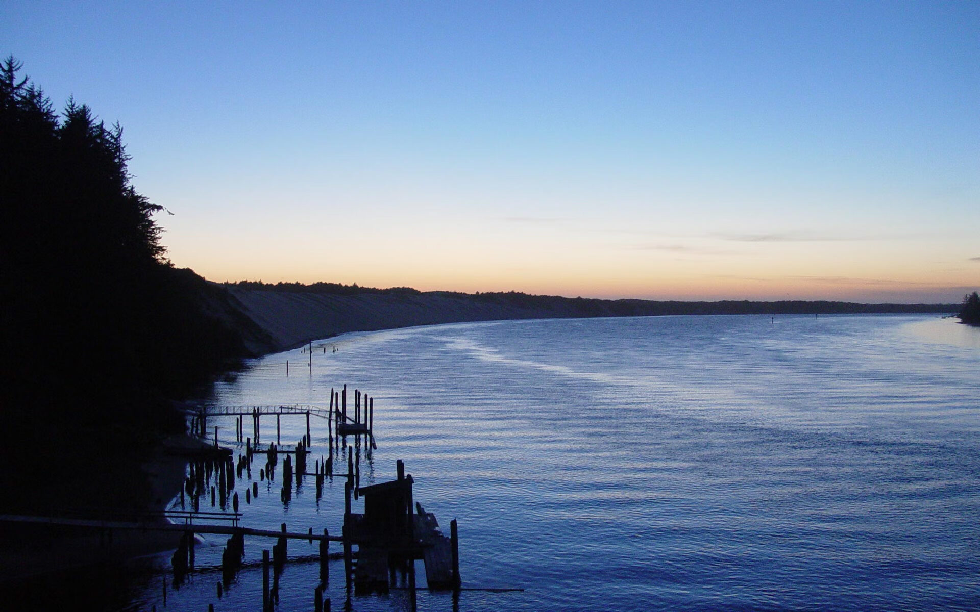 坎特式铁闸,哥伦比亚中场稳如磐石,力压洪都拉斯拿下关键战